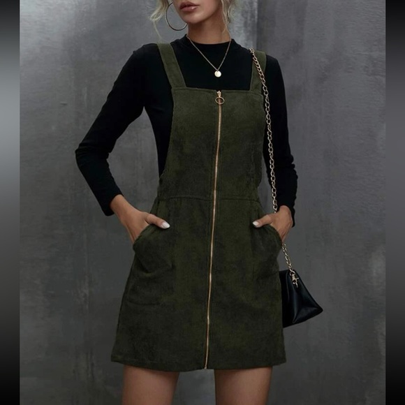 green emerald velvet dress Amazon.com: Generic Corduroy Pinafore Dress Women A Line V Neck Overall  Dress Sleeveless Pinafore with Pockets Casual Corduroy Jumper Dress for  Women : Clothing, Shoes & Jewelry